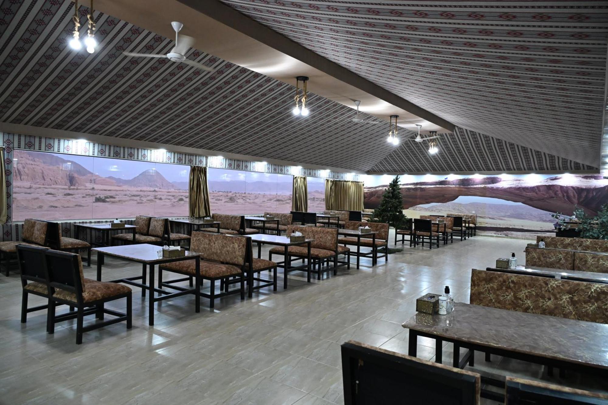 Hotel Bilal Luxury Camp à Wadi Rum Extérieur photo