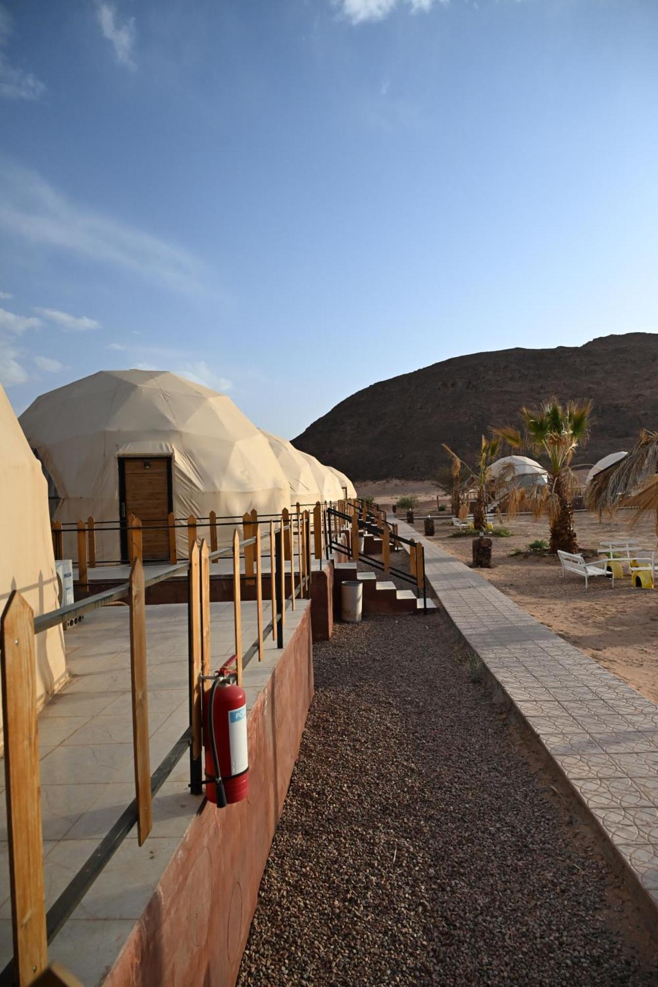 Hotel Bilal Luxury Camp à Wadi Rum Extérieur photo